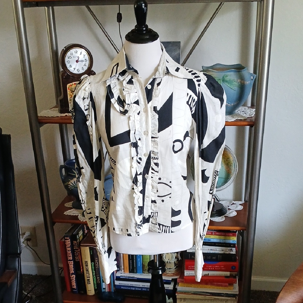 Emilio Pucci Black and White Top Size 8